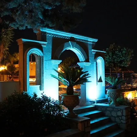 Ilyssion 2* Pefki (Rhodes)