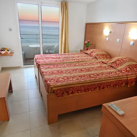 Ilyssion Hotel Pefki