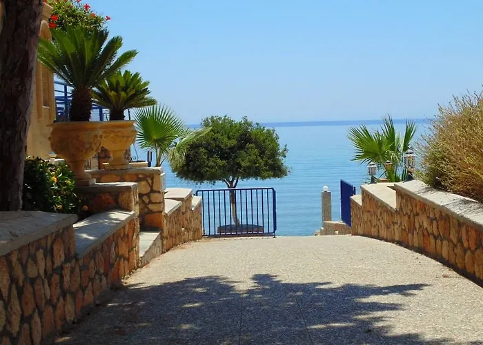 Ilyssion Hotel Pefki